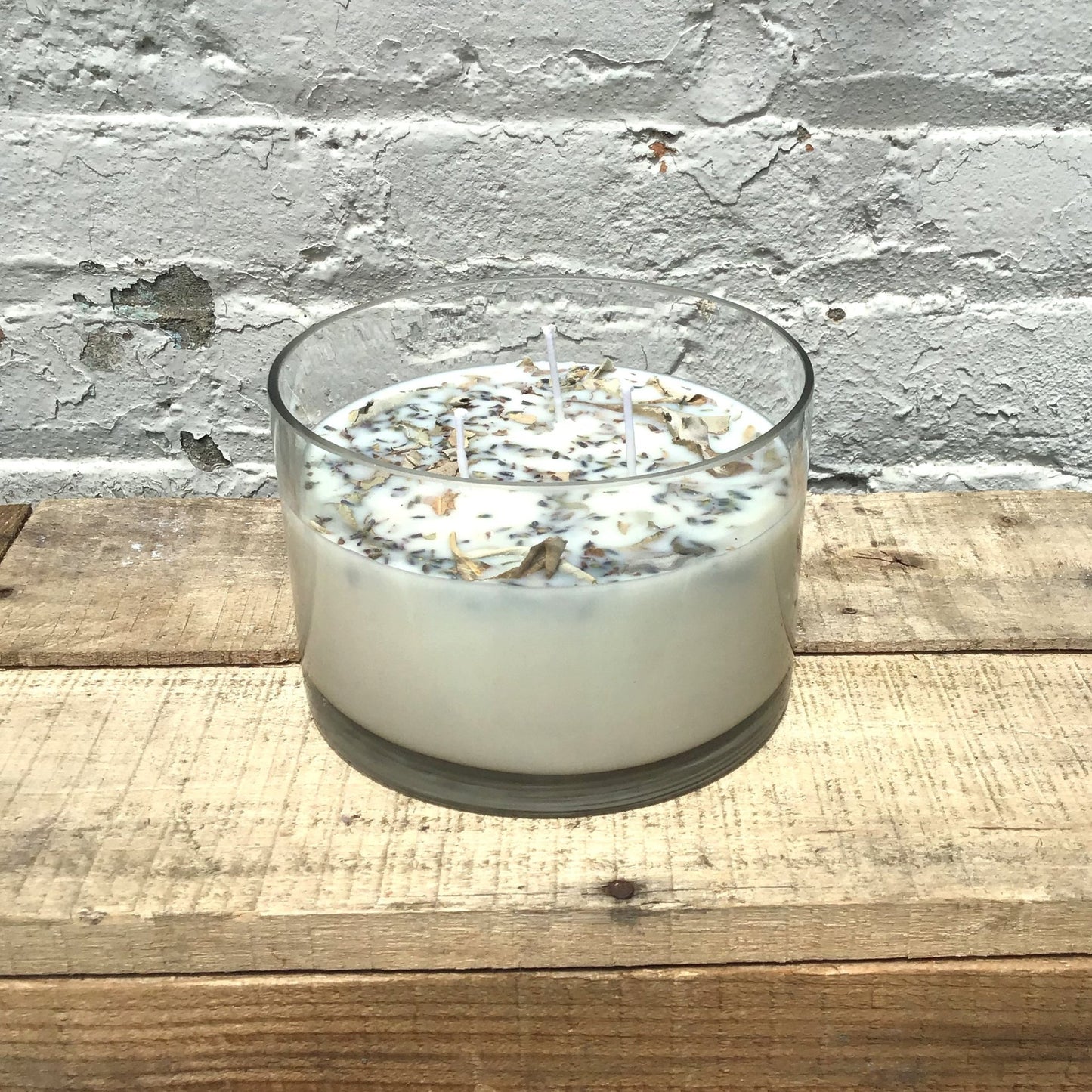 BLUSHBEAM Lavender & White Sage 3 - Wick Soy Candle - Blushbeam.co.uk