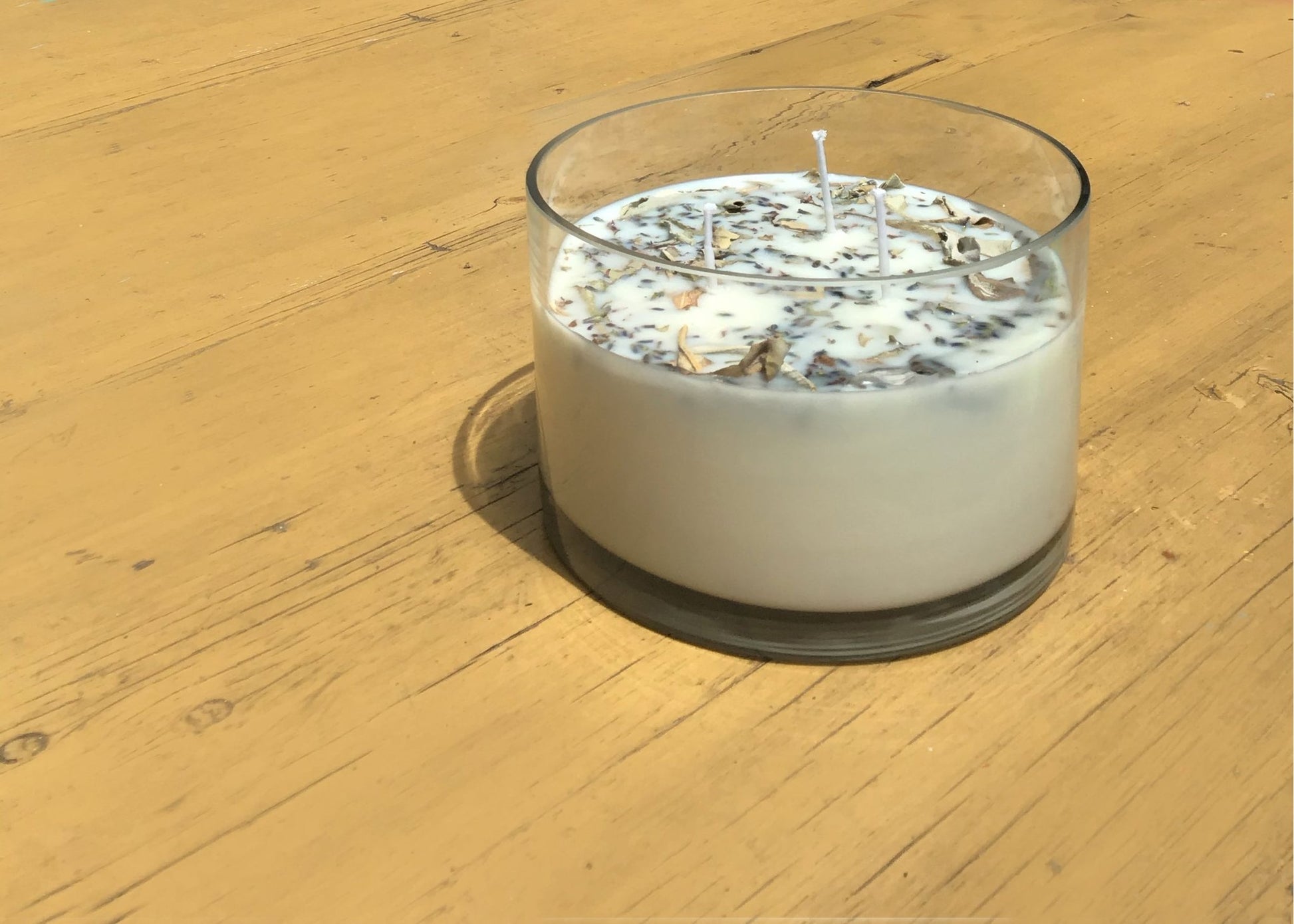 BLUSHBEAM Lavender & White Sage 3 - Wick Soy Candle - Blushbeam.co.uk