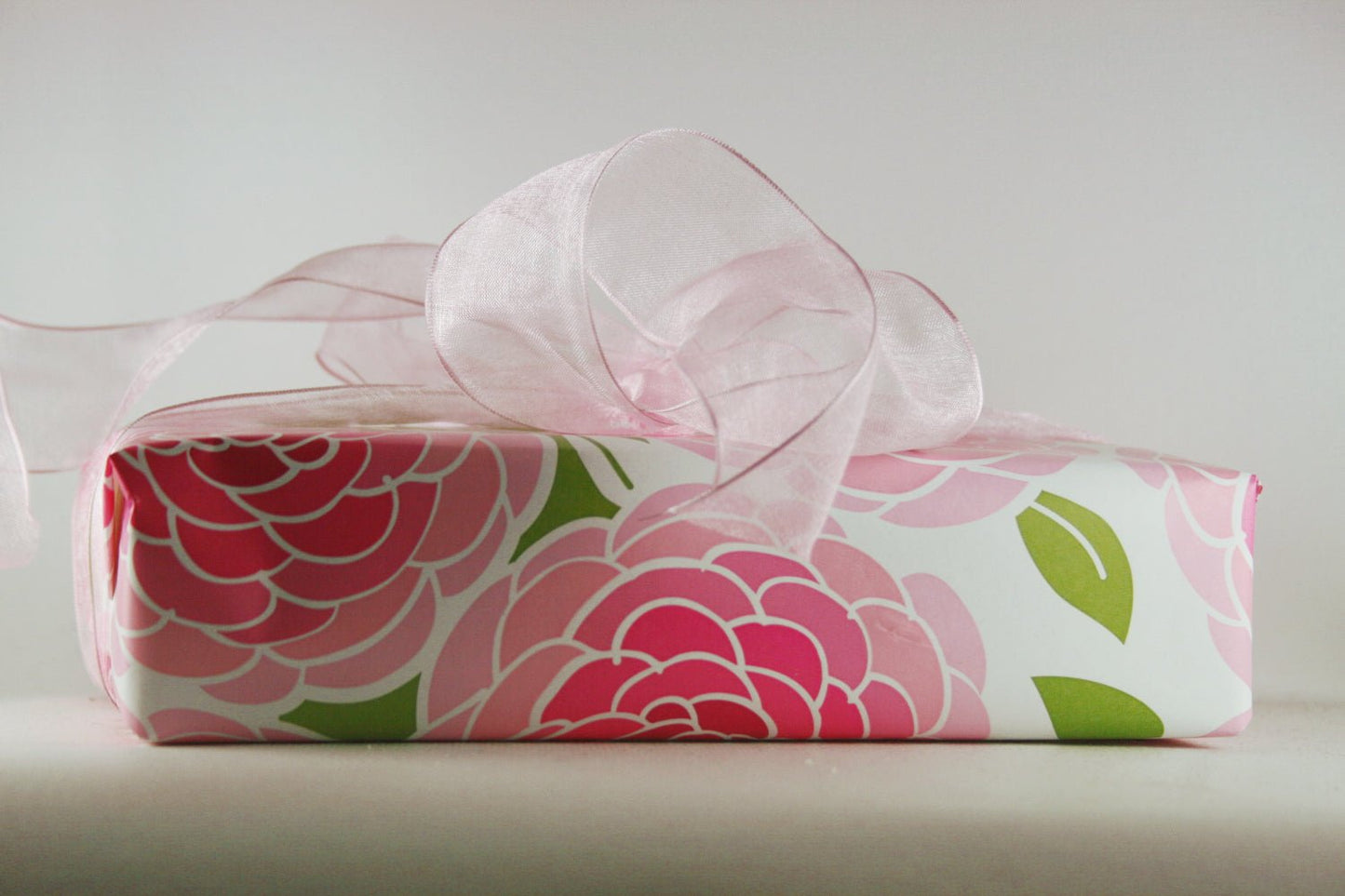 Blushbeam New Mom Pampering Gift Set Maroon Oliver