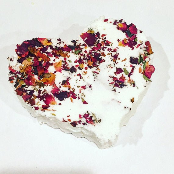 blushbeam Rose heart bath bomb White Smokey
